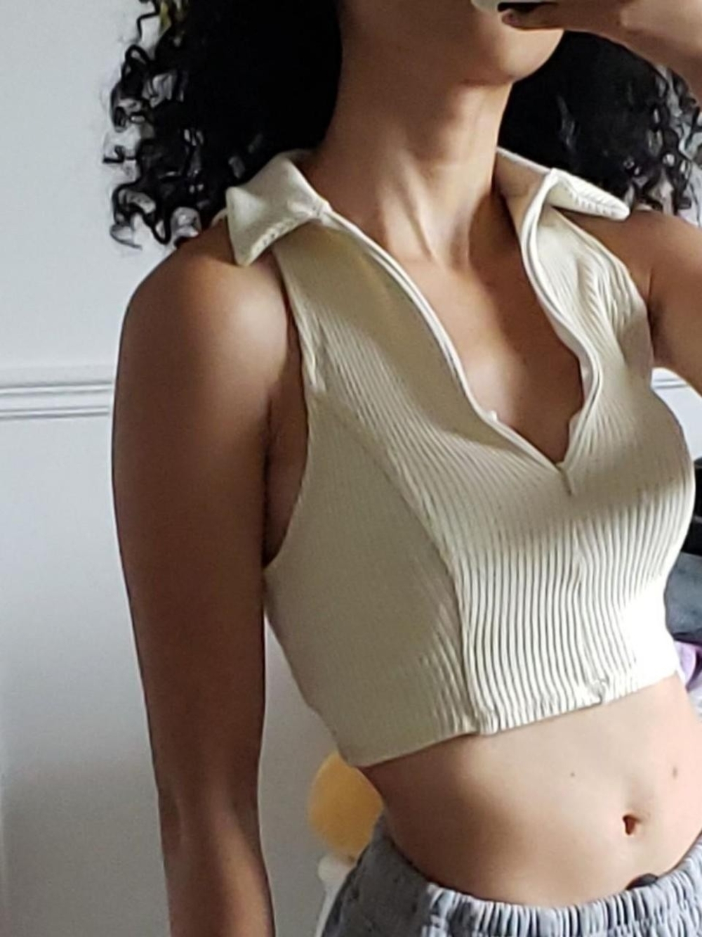 Urban Outfitters Ribbed Zip-Collar Crop Top in Cream